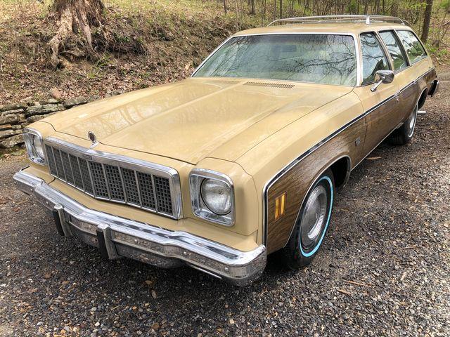 1975 Chevrolet Malibu Estate SW.Believed to be 46,000 actual miles...due to