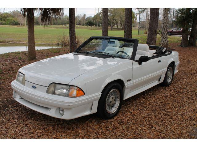 1989 Ford Mustang GT Convertible.5.0L GT triple white convertible.5 speed m