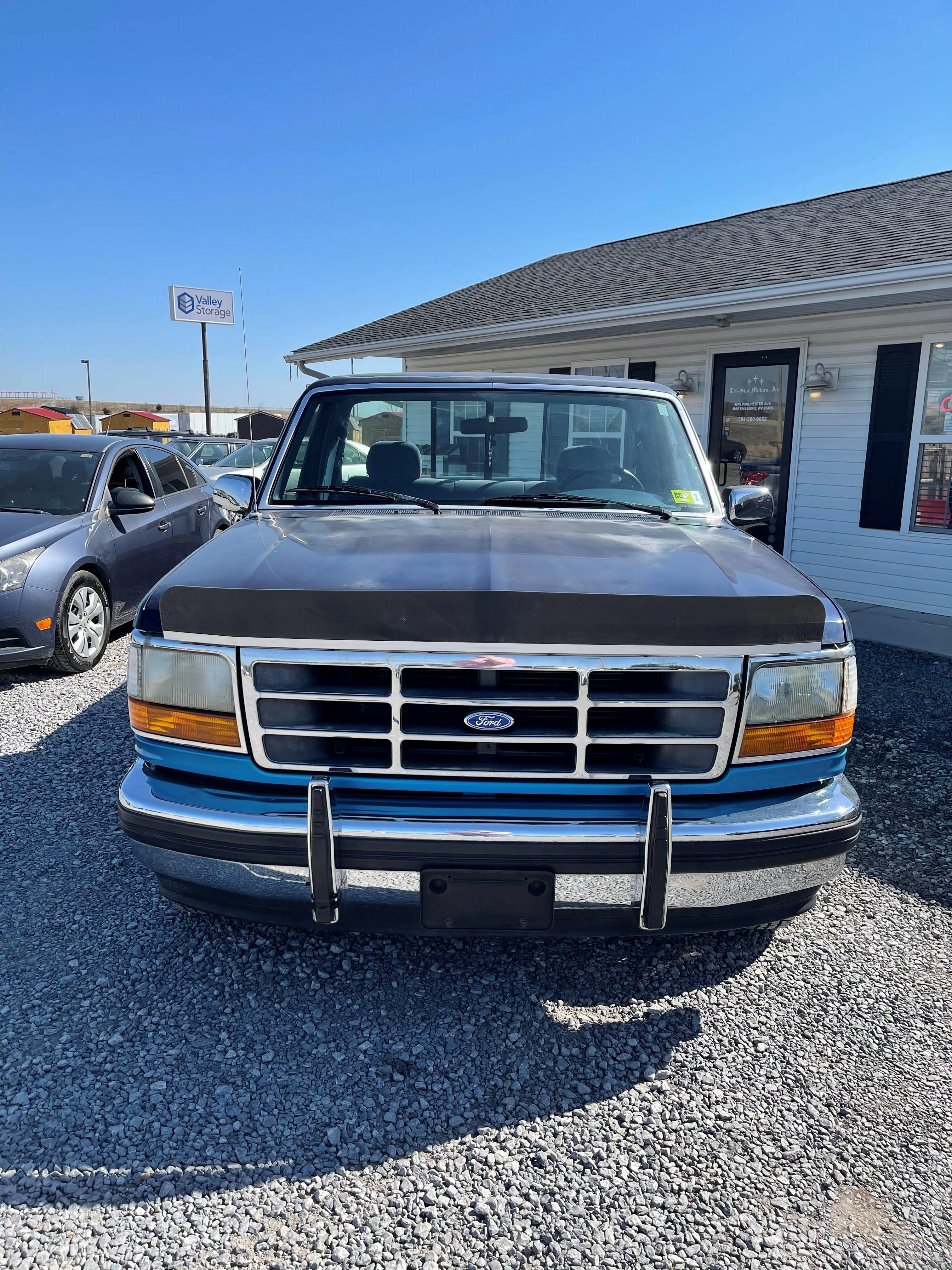 1994 Ford F150 Truck. Well Maintained truck. Believed to be 103416 miles (t