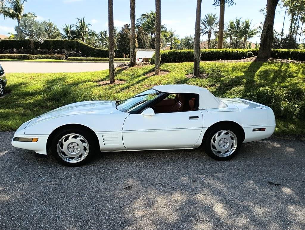 1991 Chevrolet Corvette Convertible.5.7 Litre V8 engine, automatic transmis