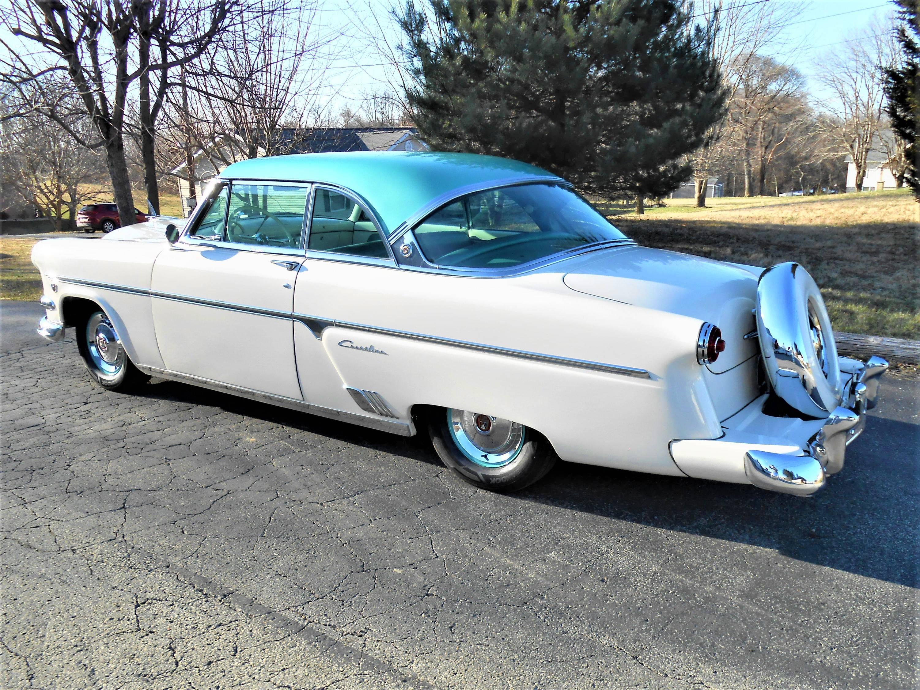 1954 Ford Crestline Victoria 2 door Sedan. Ford's Top of the Line model in