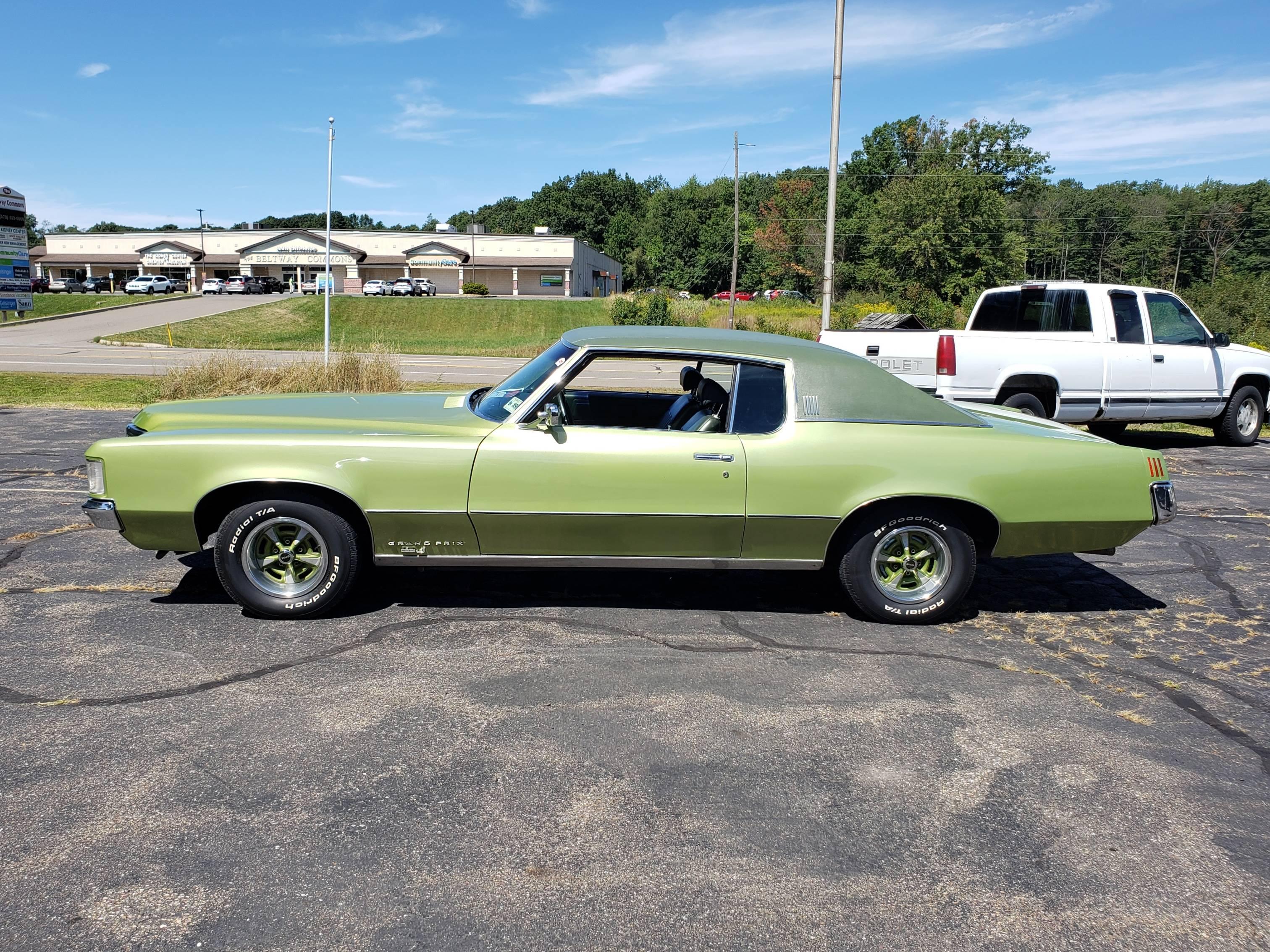 1969 Pontiac Grand Prix Model J Coupe. This is a real clean numbers matchin