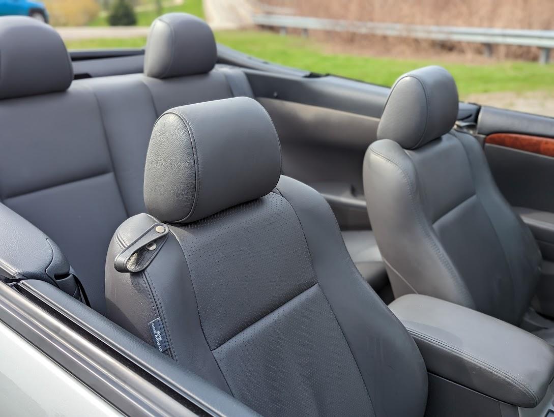 2006 Toyota Camry Solara SLE Convertible. 1 Owner Unit. Spent all of its li