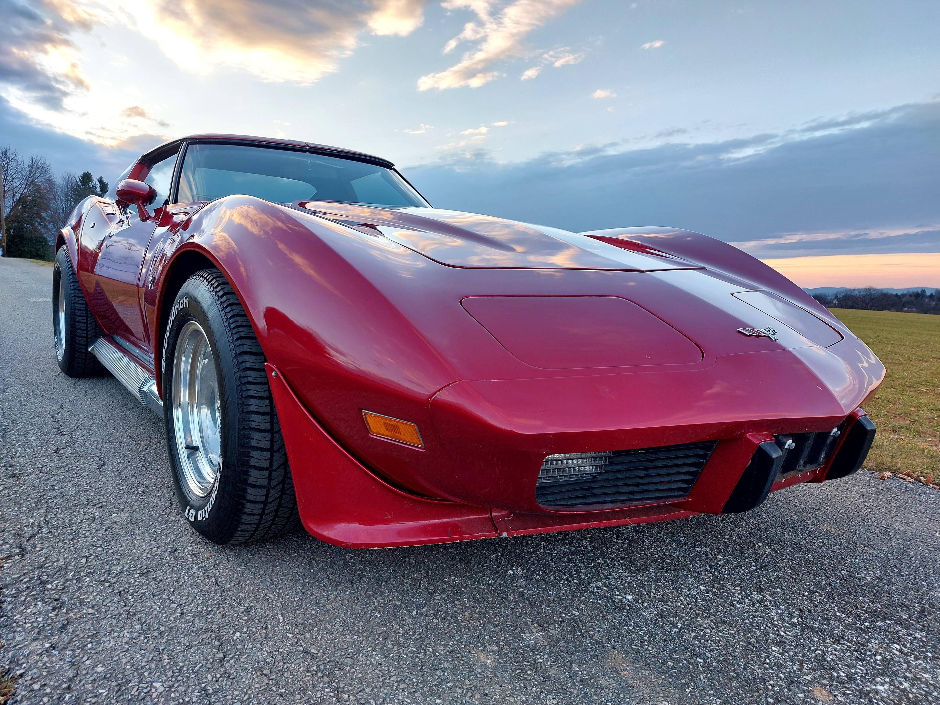 1977 Chevrolet Corvette Coupe.4 Speed Manual Transmission. EXEMPT MILES