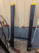 NEW Bucket Pallet Forks