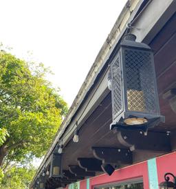 outdoor lanterns