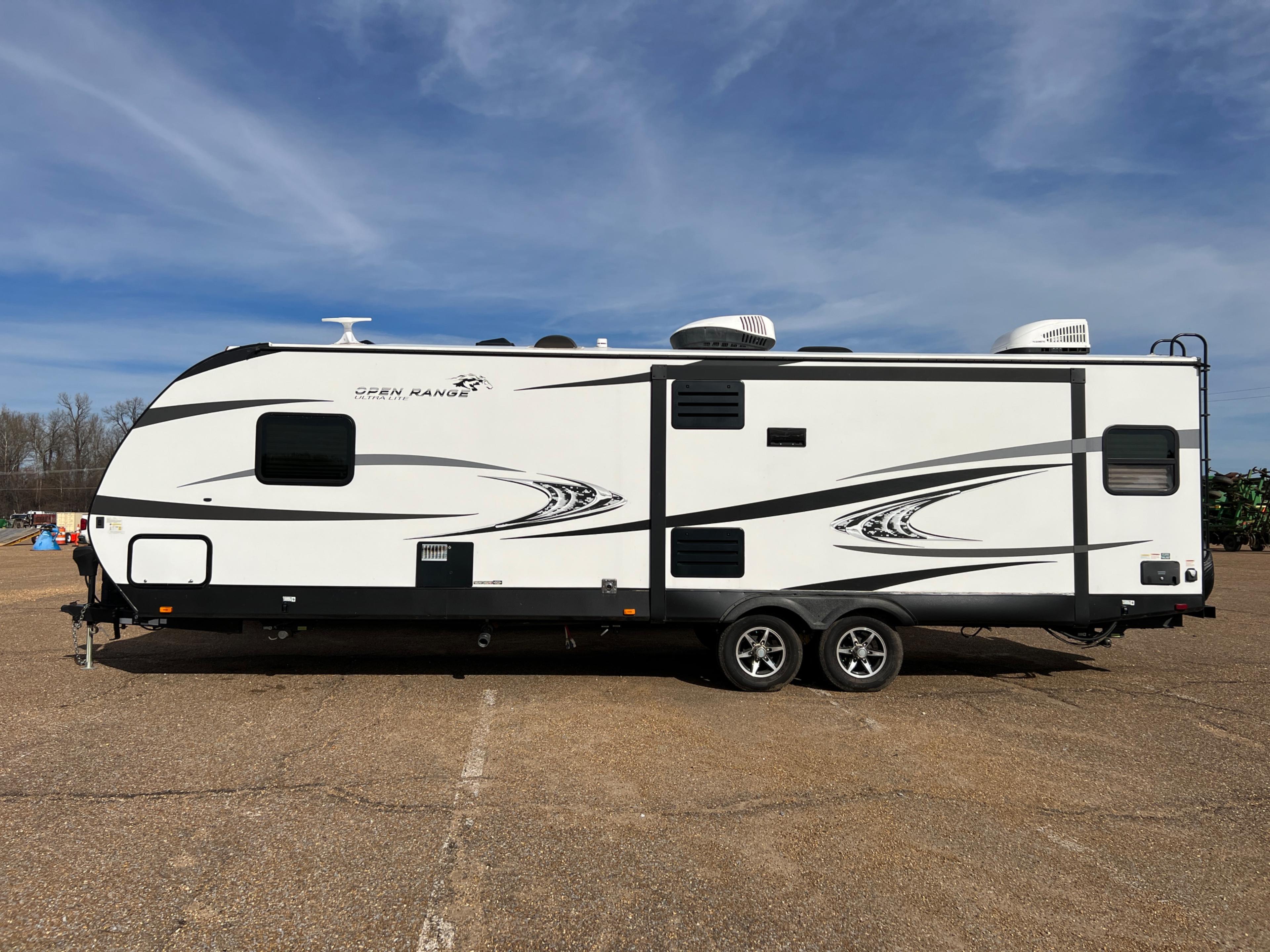 2017 Open Range Ultra Lite Bumper Pull Camper