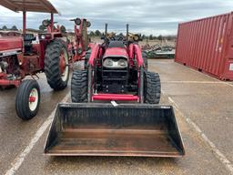 Mahindra 5035 Tractor w/Loader