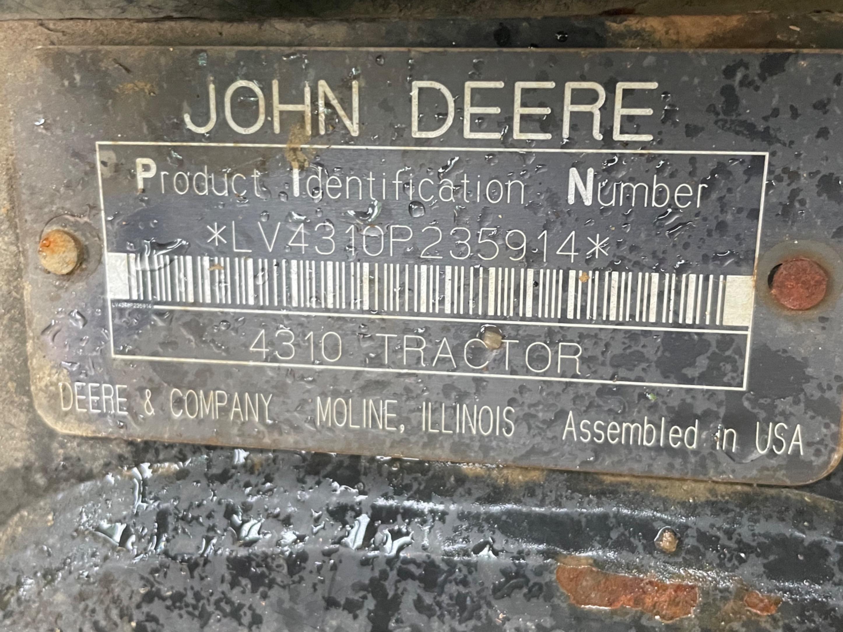John Deere 4310 Tractor w/Loader