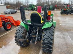 John Deere 4310 Tractor w/Loader