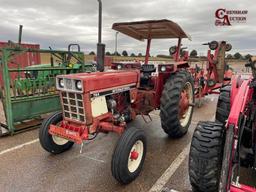 IH 784 Tractor