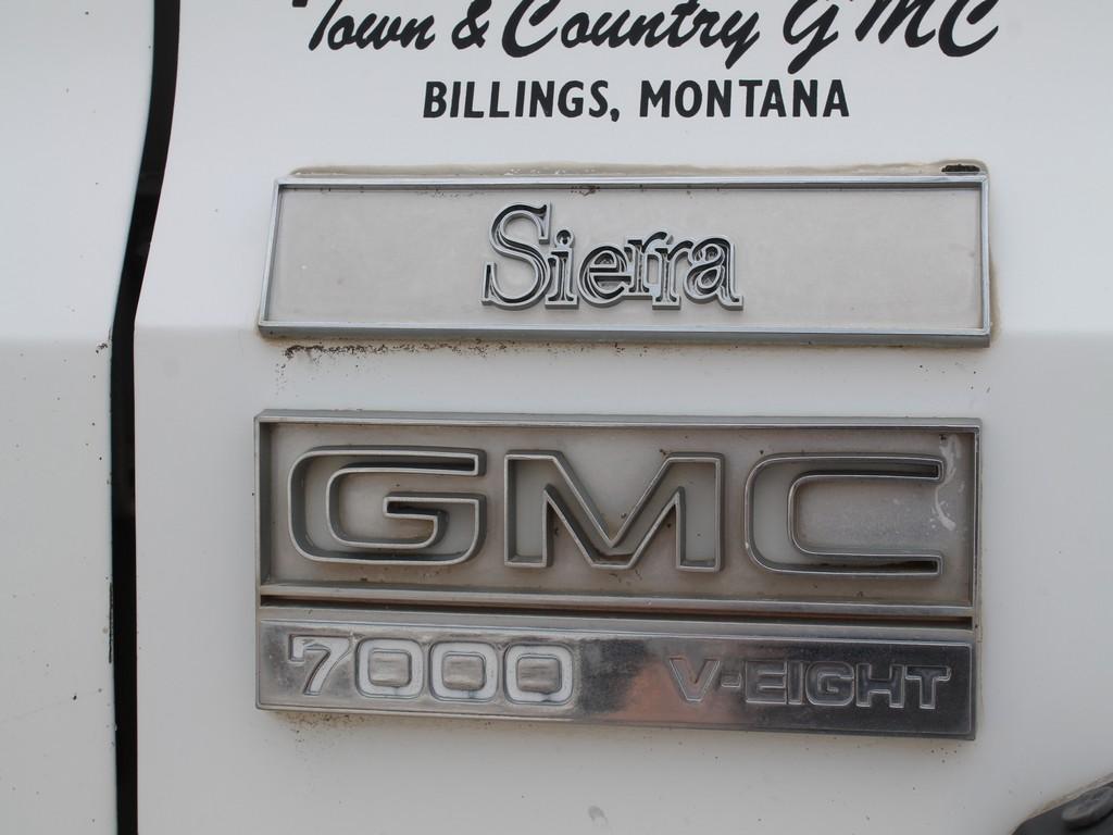 GMC- GENERAL MOTORS CORPORATION- SIERRA 7000 SERIES 1979 GRAIN TRUCK