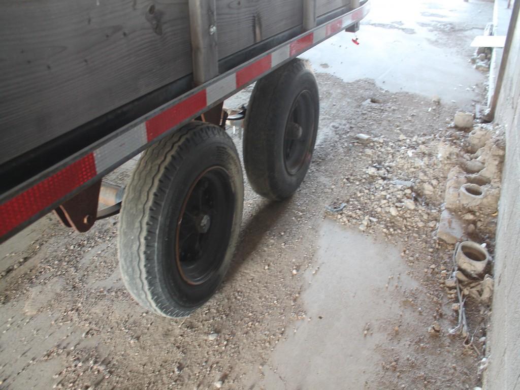 TANDEM AXLE 5,000 POUND UTILITY TRAILER