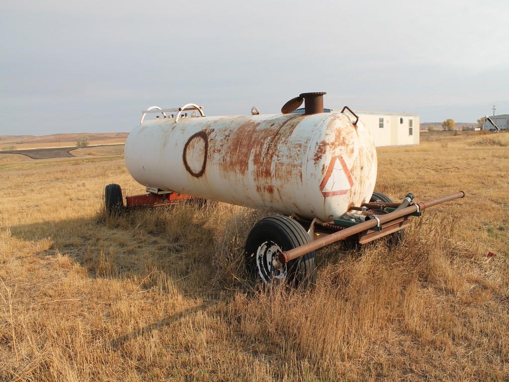 ANHYDROUS AMMONIA SPRAY TANK