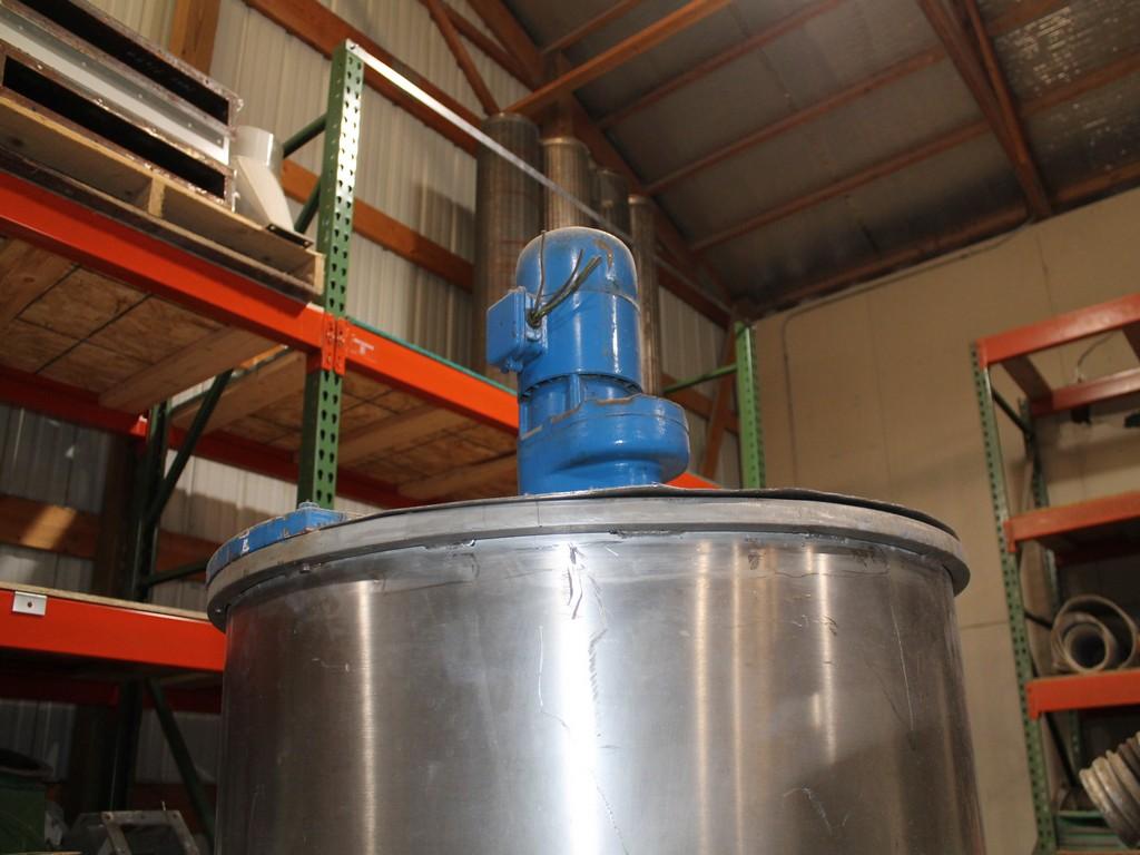 JACKETED STAINLESS STEEL HORIZONTAL CONE BOTTOM MIXER TANK WITH TOP MOUNTED ELECTRIC AGITATOR