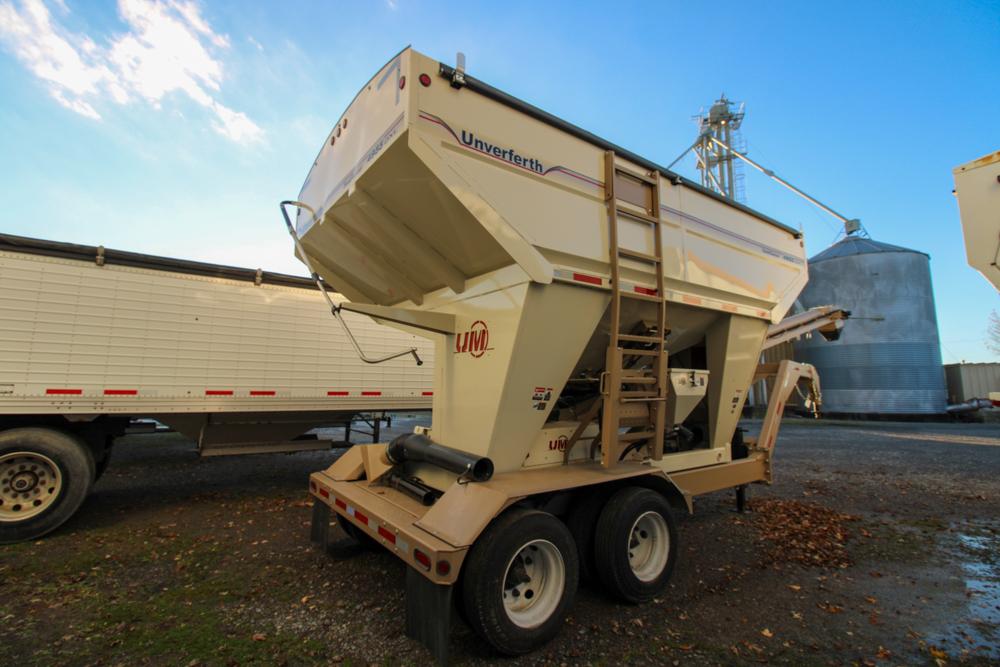 2022 UNVERFERTH, SEED TENDER, SEED RUNNER 4955 DXL