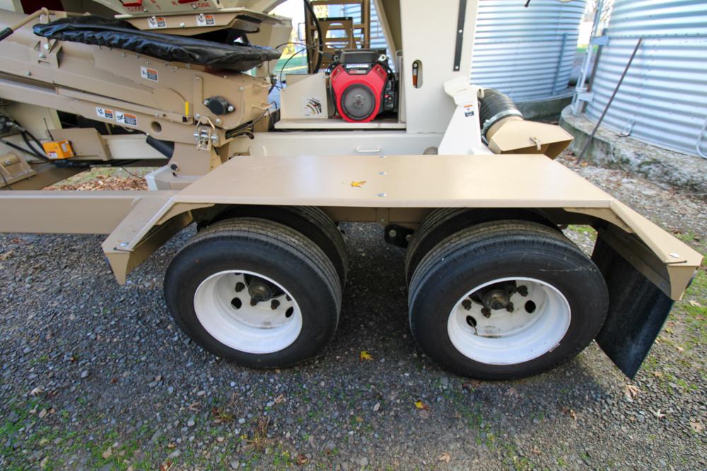2022 UNVERFERTH, SEED TENDER, SEED RUNNER 4955 DXL