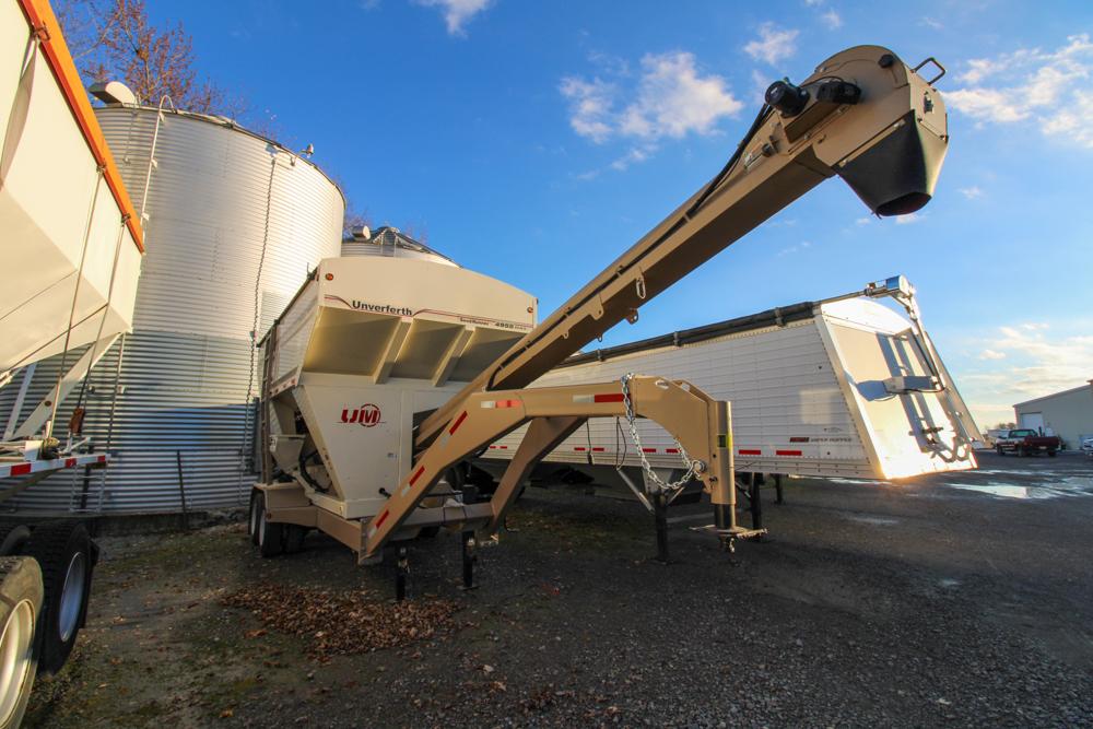 2022 UNVERFERTH, SEED TENDER, SEED RUNNER 4955 DXL