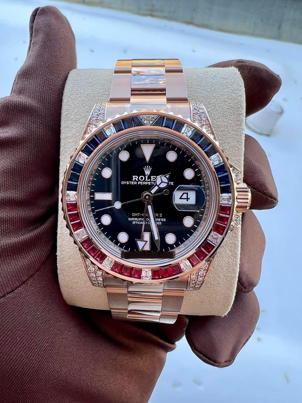 Brand New Rolex GMT Master II Rosegold Ref: 126755SARU Comes with box and papers