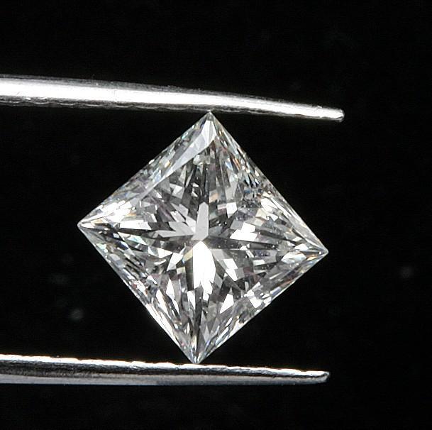 GIA CERTIFIED 0.5 CTW J/SI1 PRINCESS DIAMOND