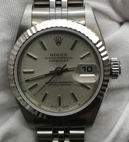 Used Ladies 26mm Oysteperpetual Rolex Comes with Box & Papers