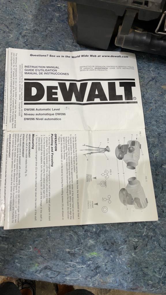 Dewalt laser level with tripod and measuring tool