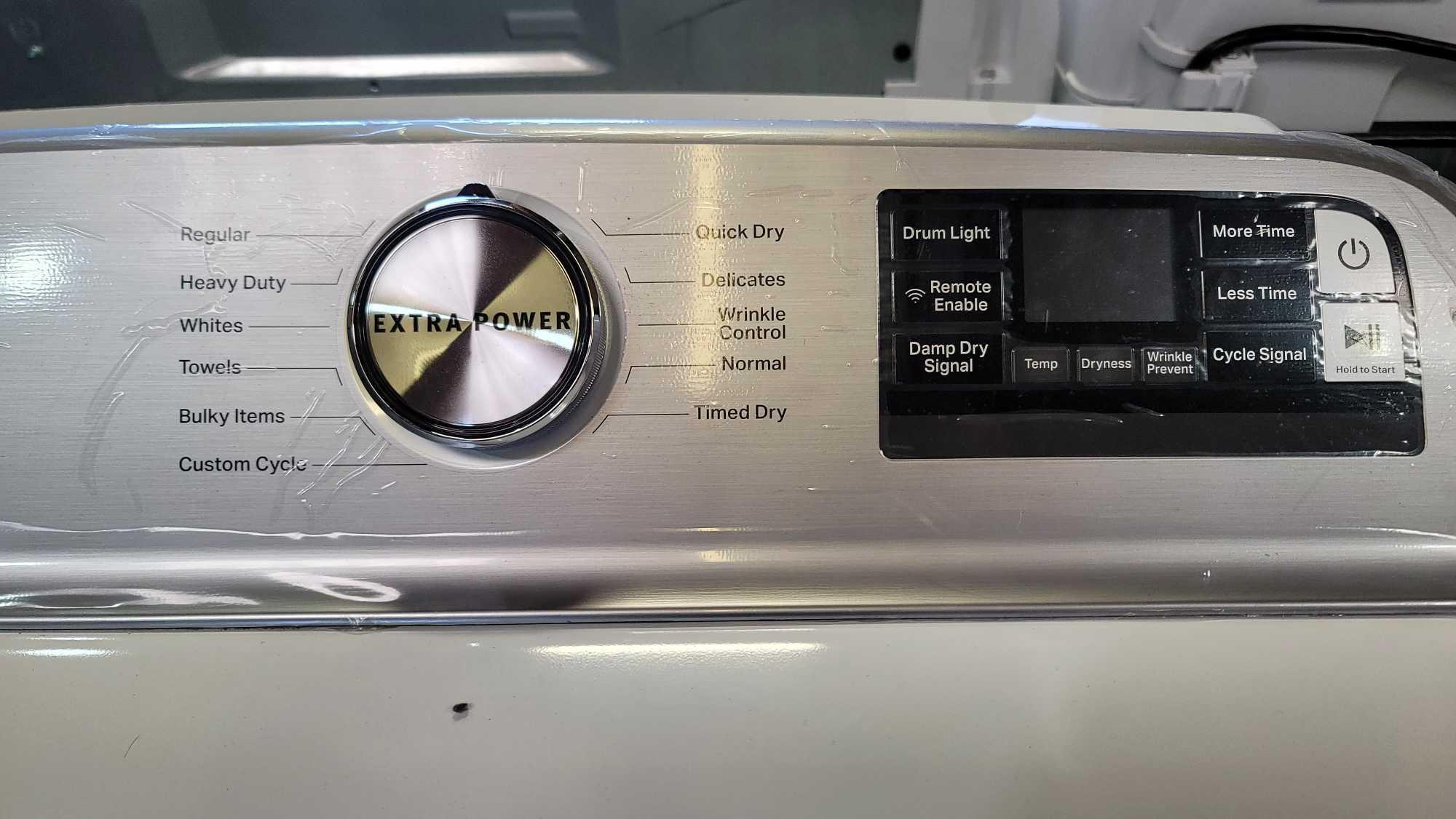Maytag - 4.7 Cu. Ft. Smart Top Load Washer with Extra Power Button and 7.4 Cu. Ft. Smart Gas Dryer