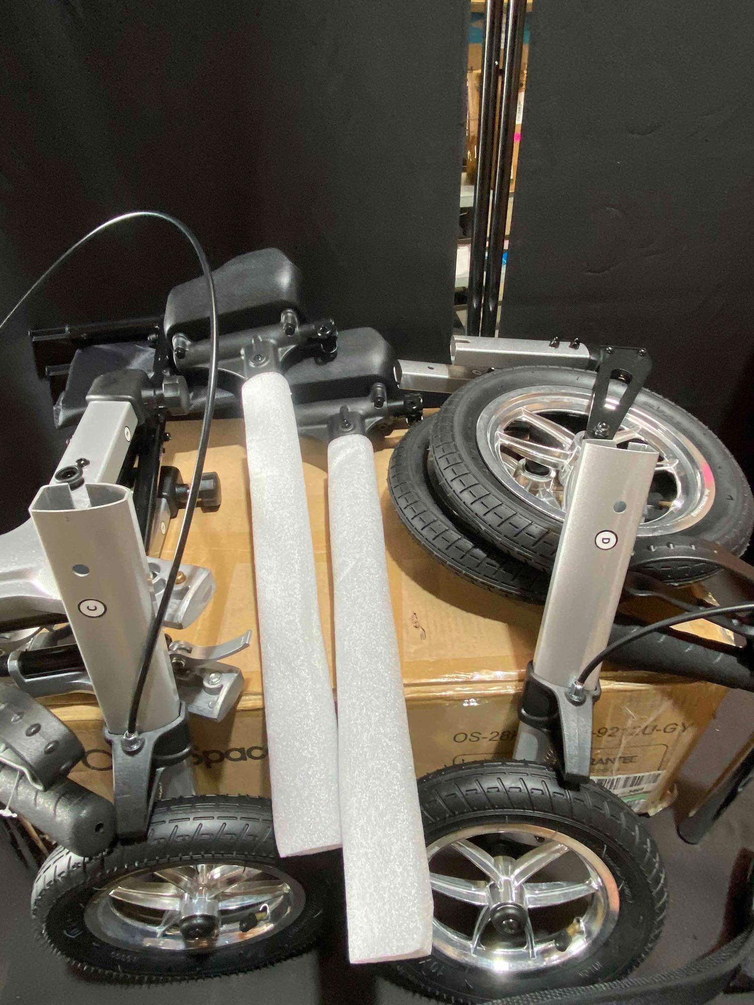 OasisSpace Pneumatic Rubber Upright Walker,All Terrain Up Rollator with Seat,Tall Rolling Walker