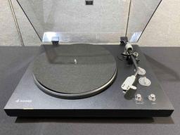 Donner Bluetooth Turntable