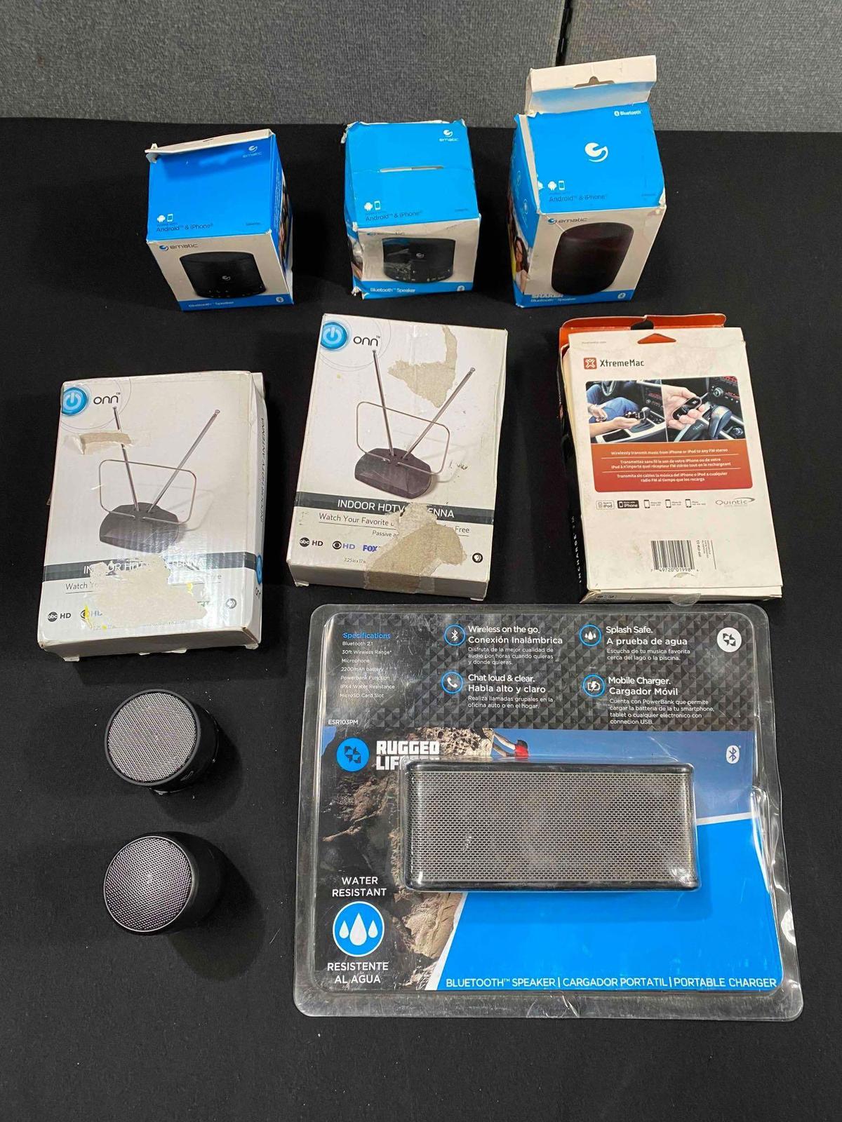 Lot of Electronic Items
