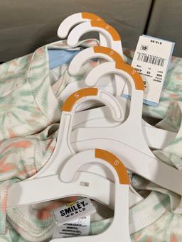 TARGET Be Kind Ladies Size SMALL Smiley World