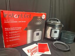Instant Pot Multi Cooker & Air Fryer