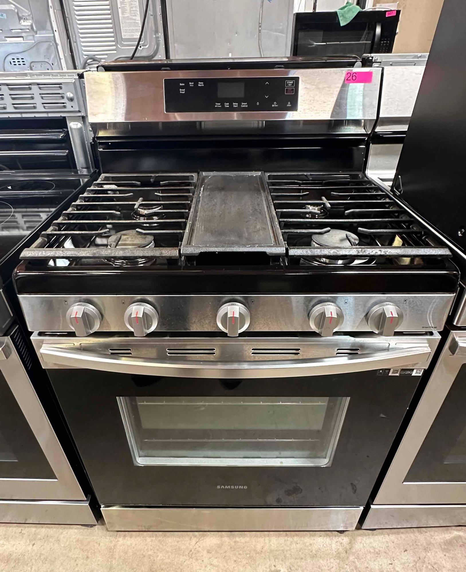 Samsung 30 in. 5 Burner Freestanding Gas Range in Stainless Steel