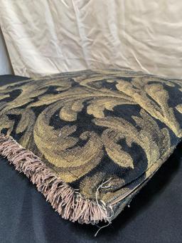 24? X 24? Pillow