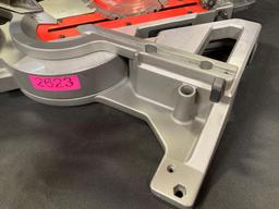 Milwaukee Bevel Compound Sliding Mitter Saw