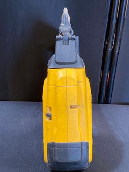DeWALT 18 GA BRAD NAILER KIT