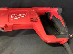 Milwaukee Reciprocating Saw & Rotatory Hammer
