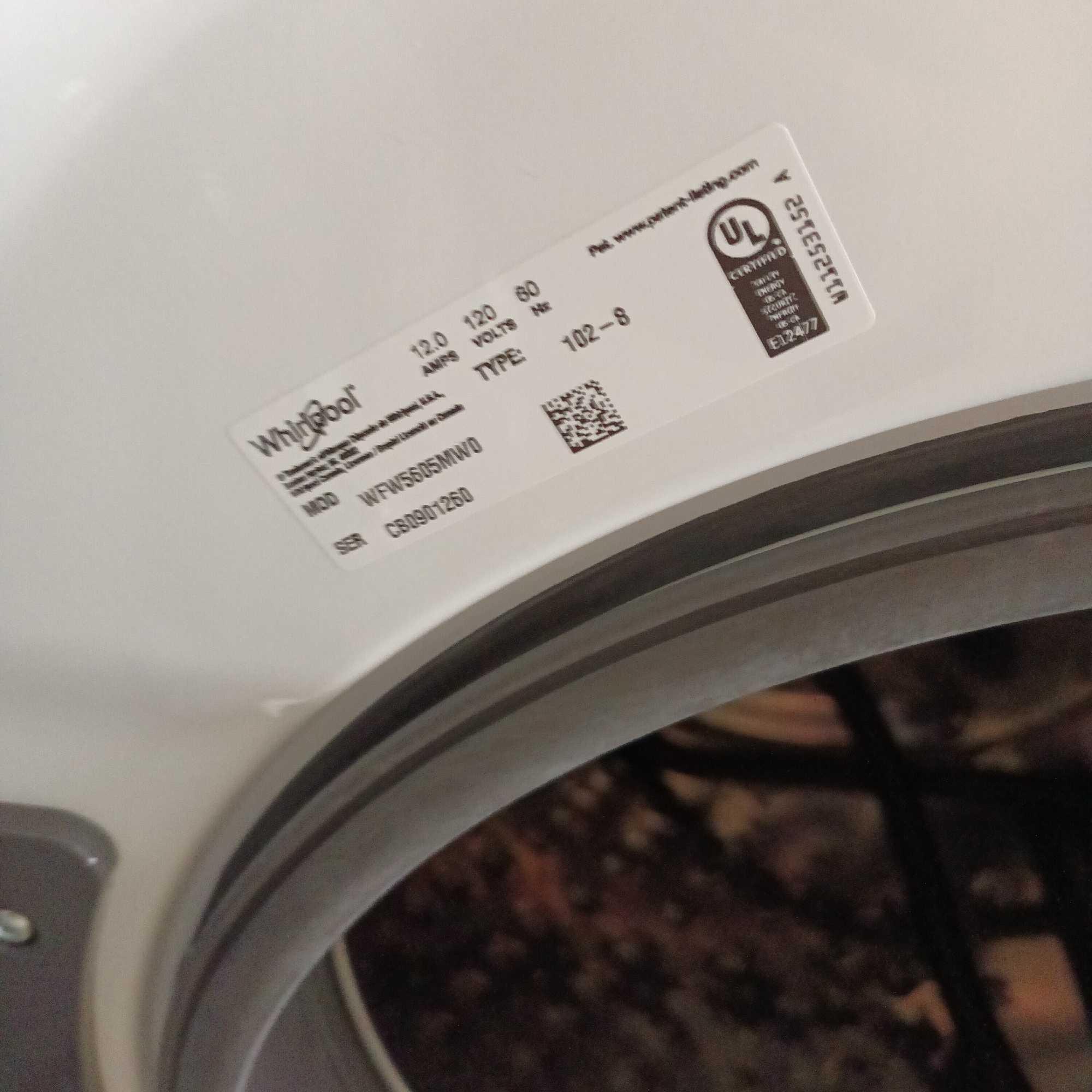 Whirlpool 4.5-cu ft High Efficiency Stackable Steam Cycle Front-Load Washer (White) ENERGY STAR
