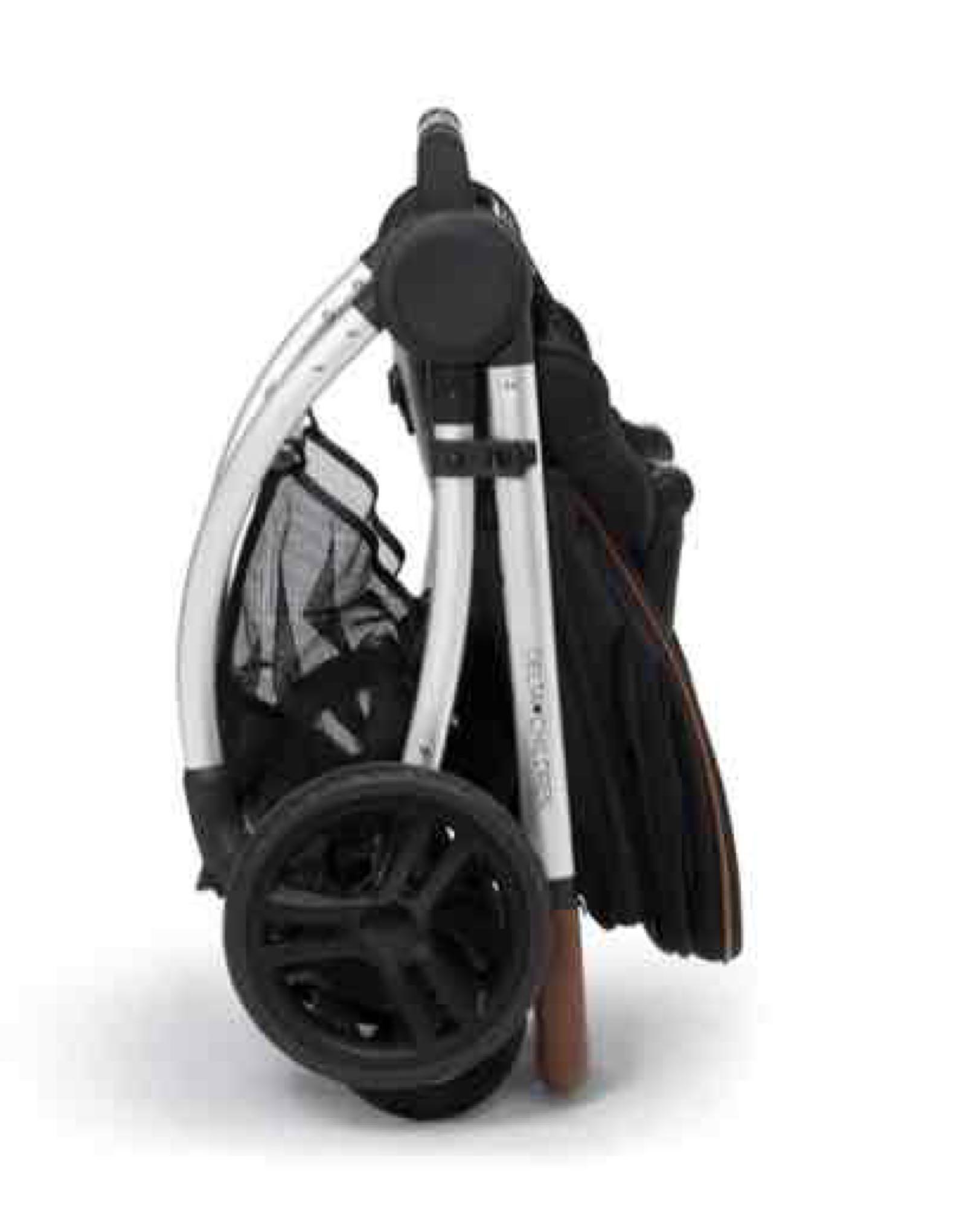 Delta Children Revolve Reversible Stroller