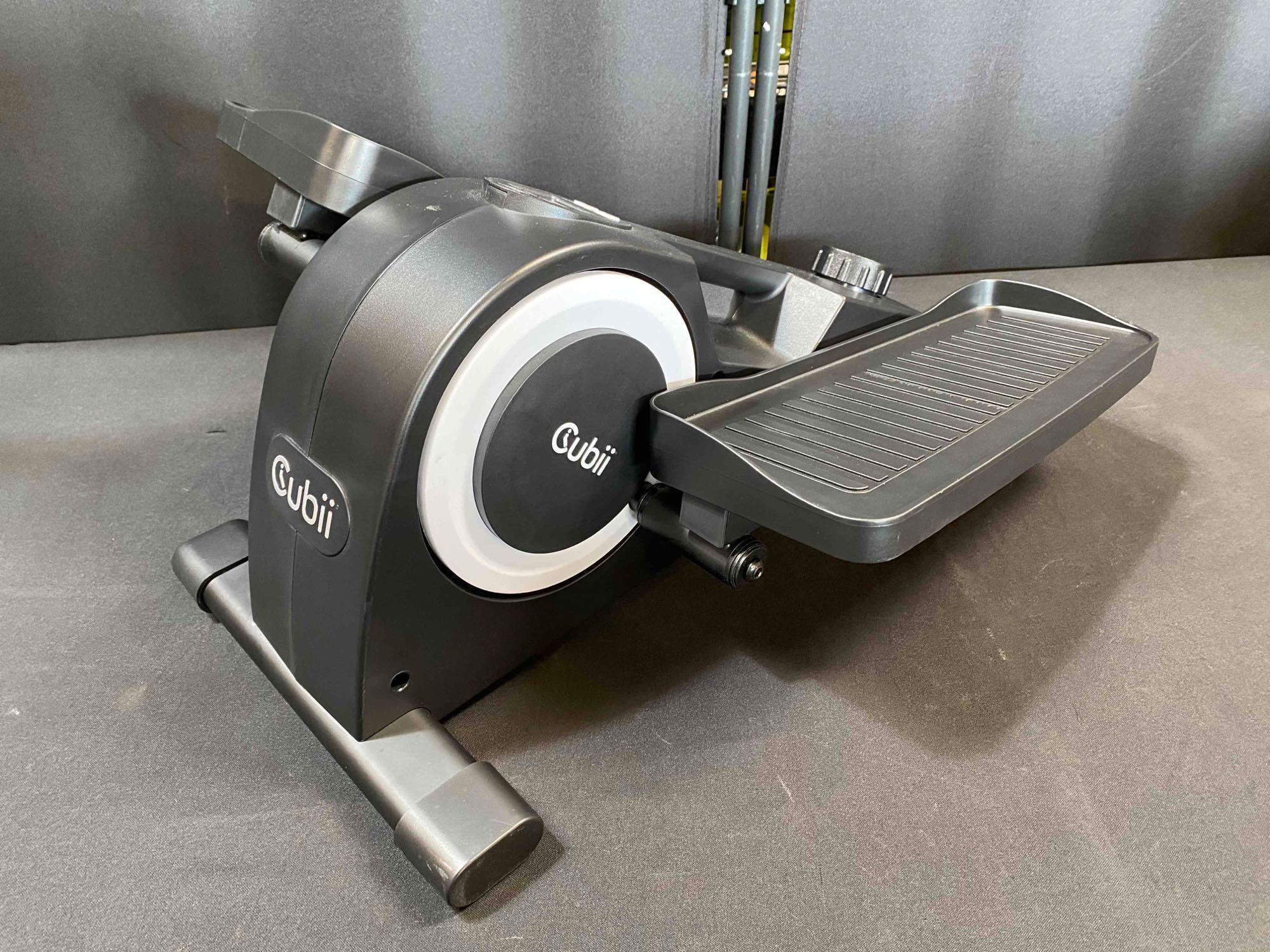 Cubii JR1 Bundle with Mat, Pedal Exerciser