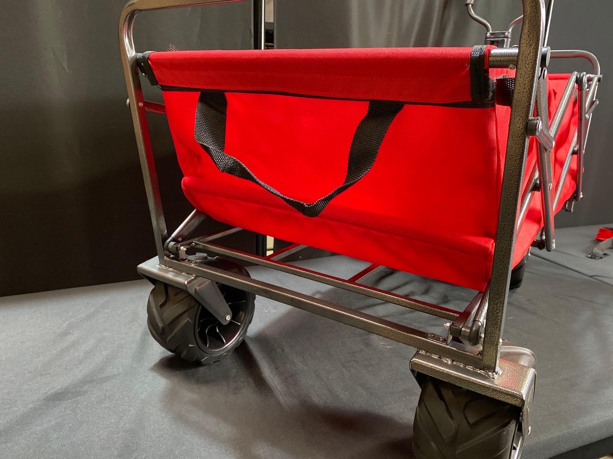 Officially Licensed Folding Wagon UNIVERSITY OF UTAH