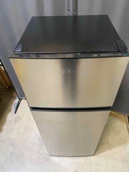 MIDEA Refrigerator/Freezer
