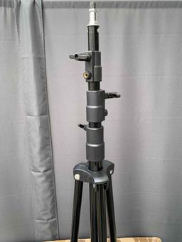 MOUNTDOG 10 x 10ft Backdrop Stand