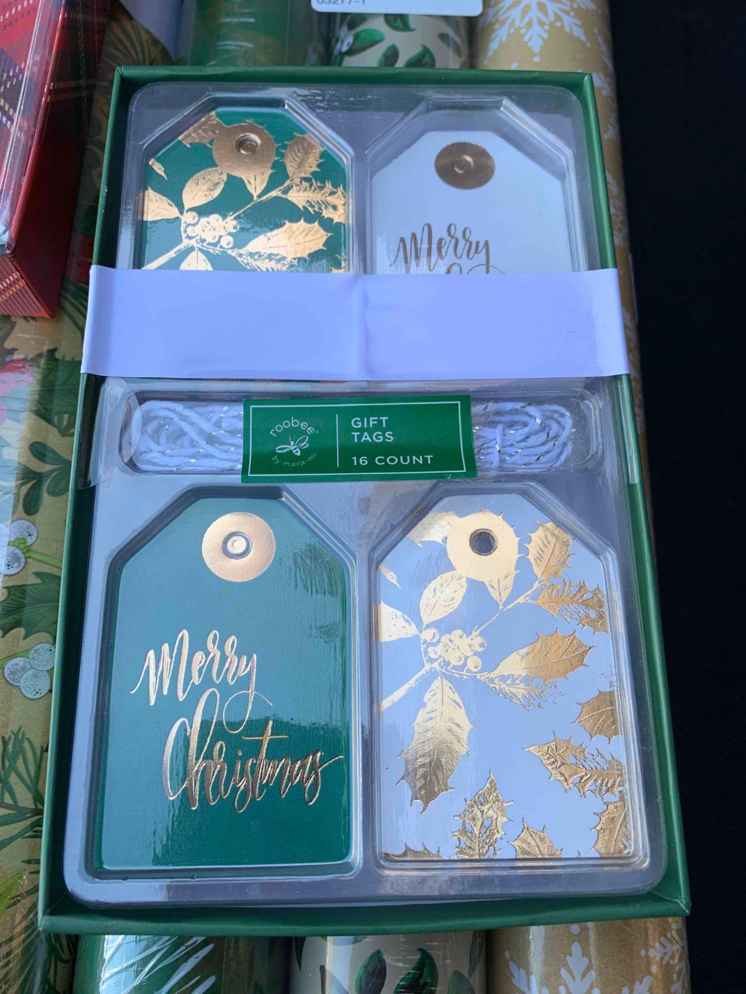 Christmas Wrapping Roobee Paper