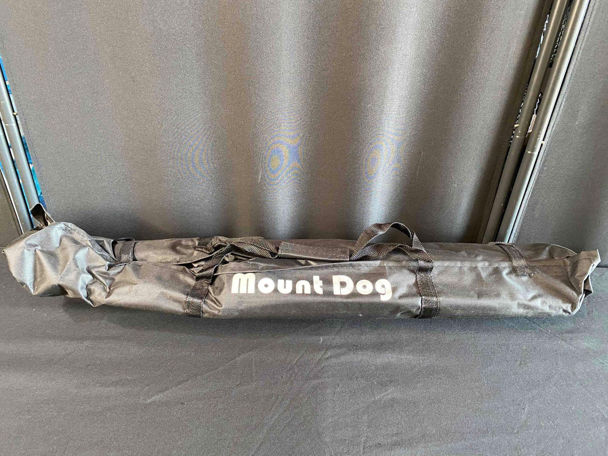Mount Dog 6.5 x 10 ft Backdrop Stand