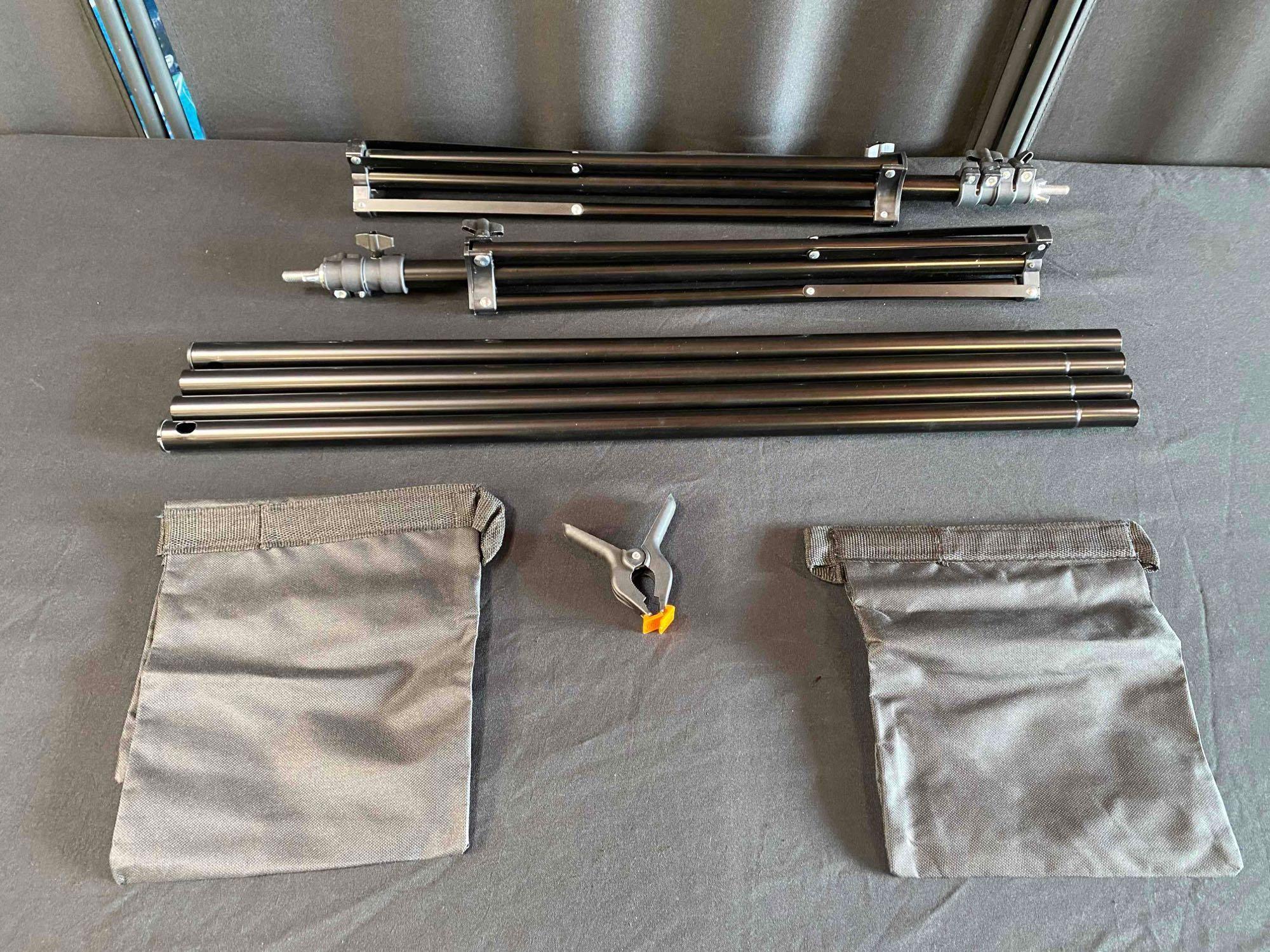 Mount Dog 6.5 x 10 ft Backdrop Stand