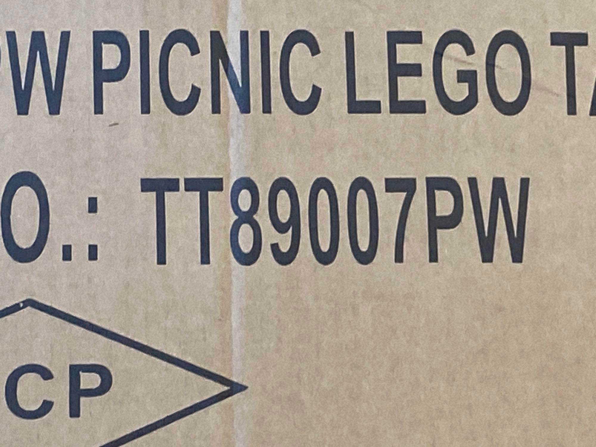 Delta Children 4 Seat Activity Picnic Table with Umbrella and Lego Compatible Tabletop