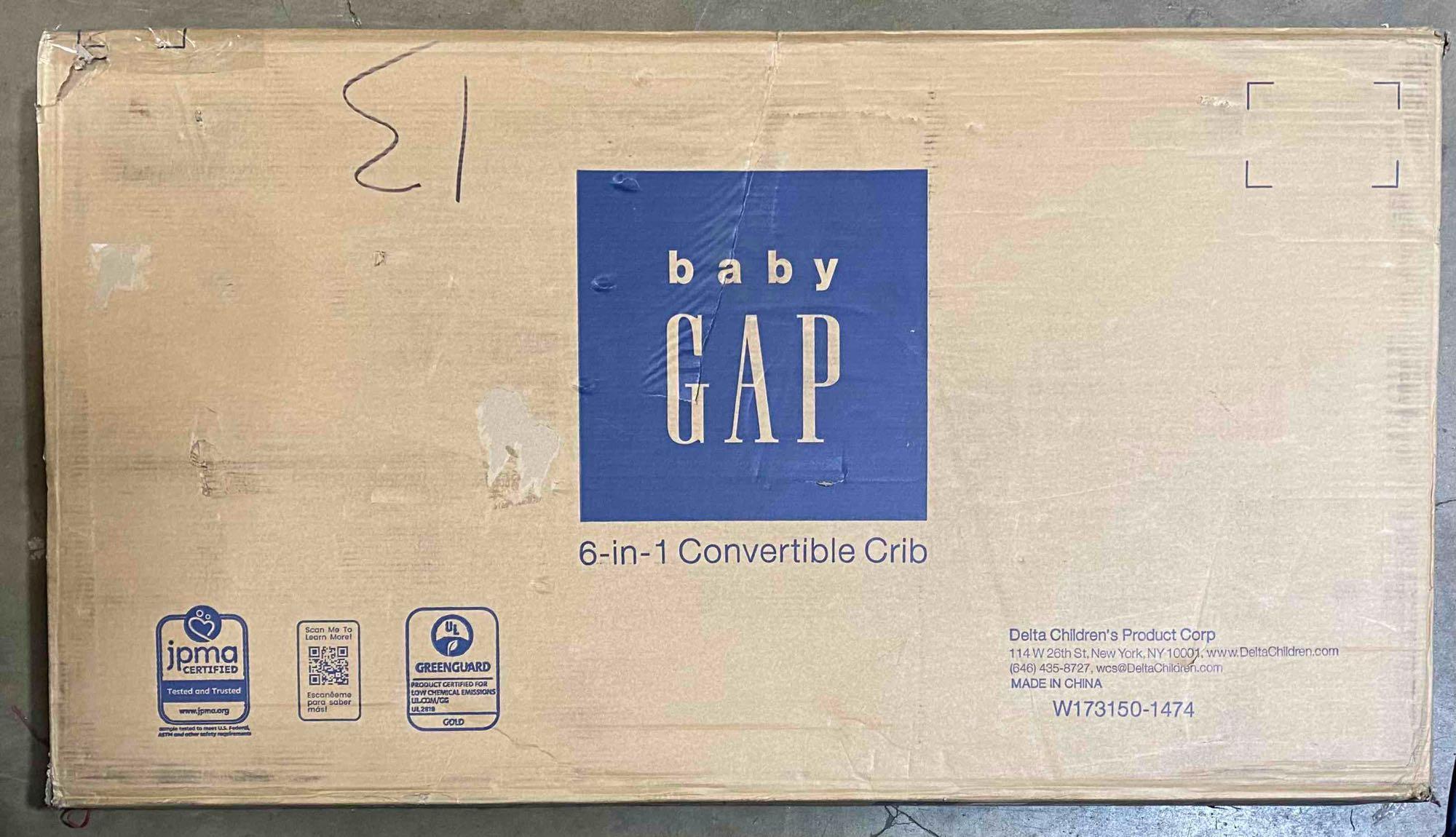 babyGap Charlie 6-in-1 Convertible Crib