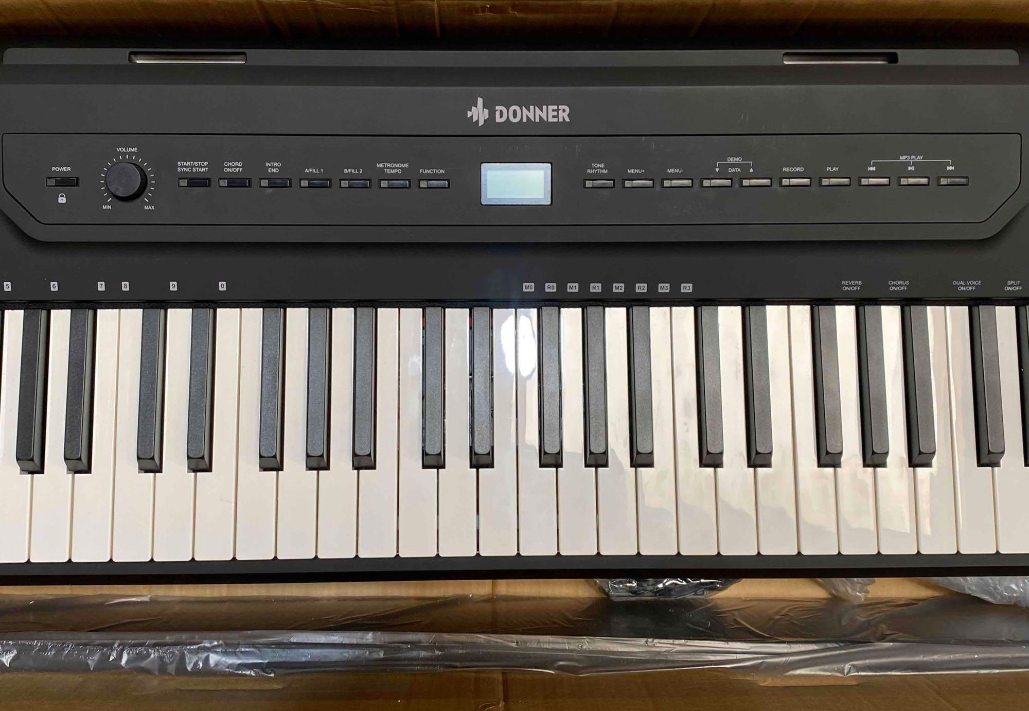 Donner SE-1 88 Key Digital Piano / Graded Hammer Action Weighted Keys