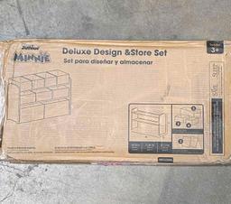 Disney Junior Minnie Deluxe Design & Store Set...